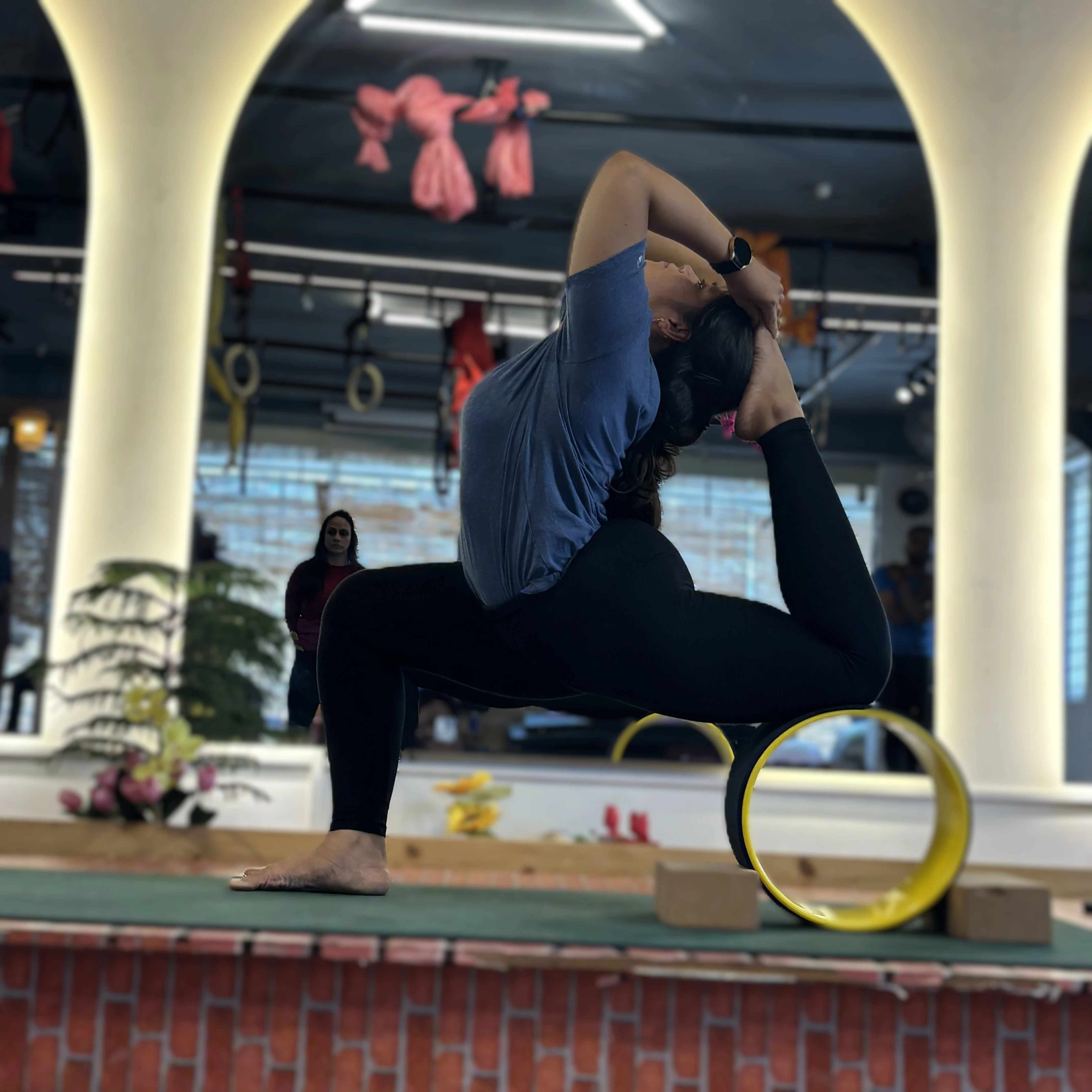 Student Yoga at Omtheway